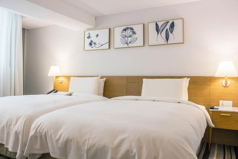 Hotel The Carlton