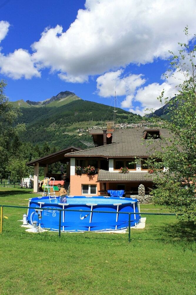 Chalet Presanella - Campsite