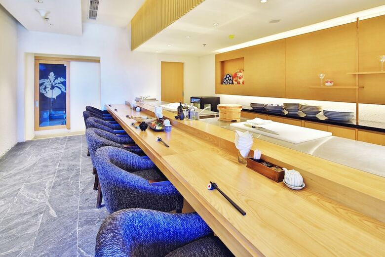 Zen Diamond Suites Hotel