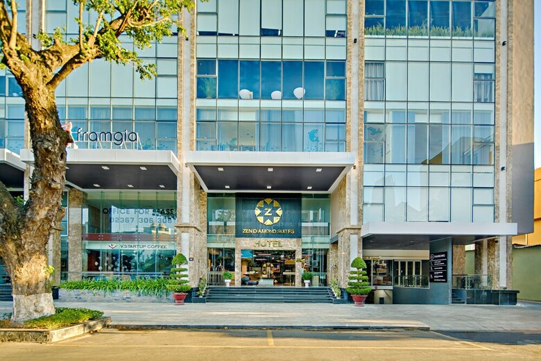 Zen Diamond Suites Hotel
