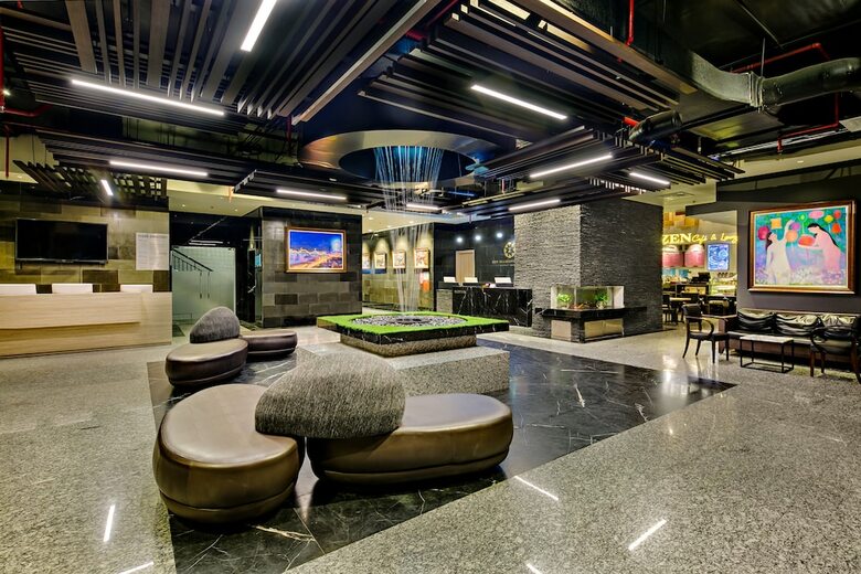 Zen Diamond Suites Hotel