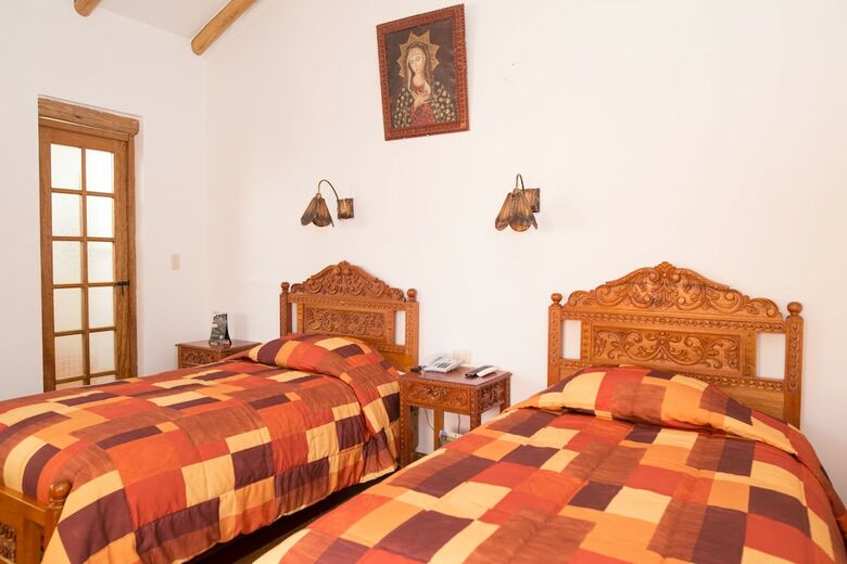 Hostal Amaru Colonial