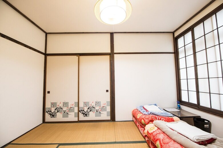Hostal Sansan -cafe And Bar & Backpackers-