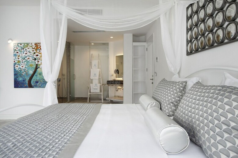 Alley Prime Hotel