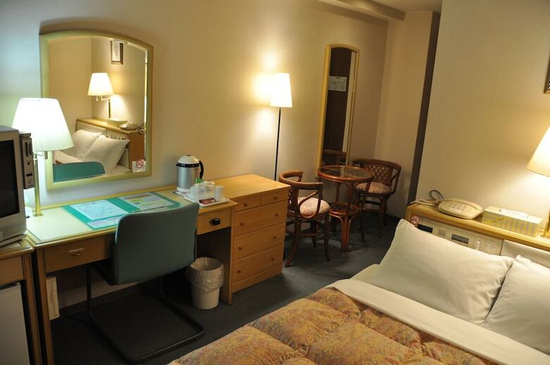 Hotel Palace Inn Toyota