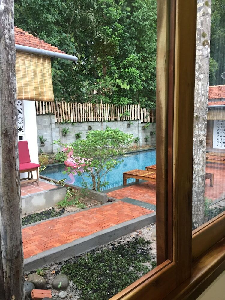 Hostal Langchia Home