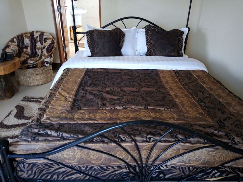 Hotel Philo Leisure Gardens