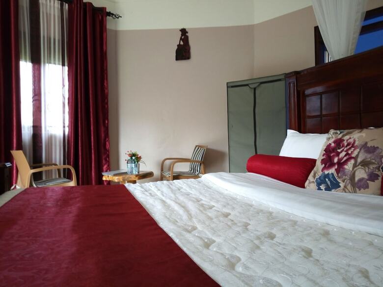 Hotel Philo Leisure Gardens