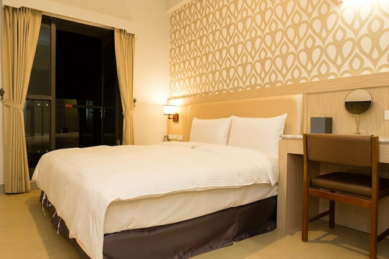 V-hotel Vacation Hotel