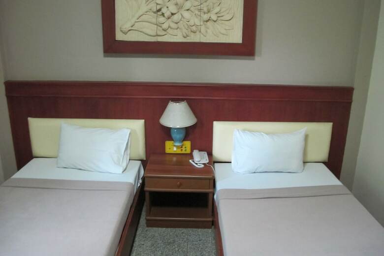 Picnic Sriracha Hotel