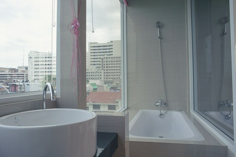 Hotel S.e.t Thanmongkol Residence