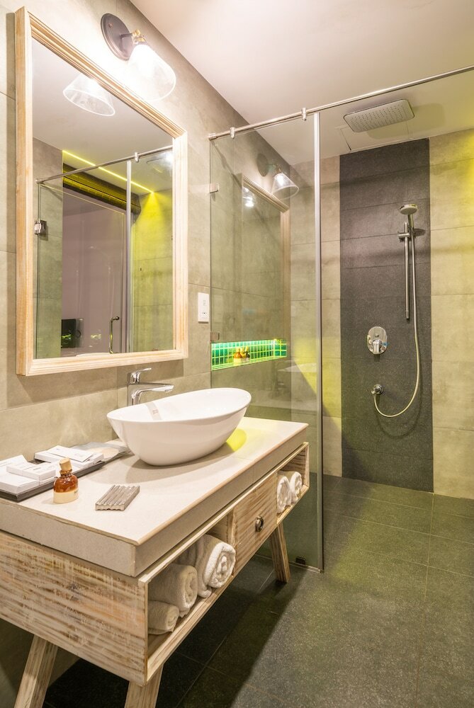 Hotel Triple O Six