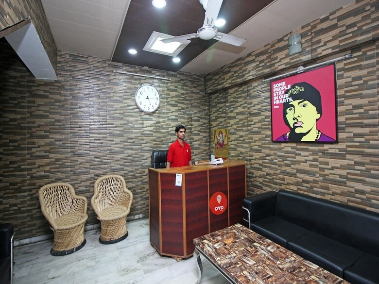 Oyo 7028 Hotel Krishna And Restaurant