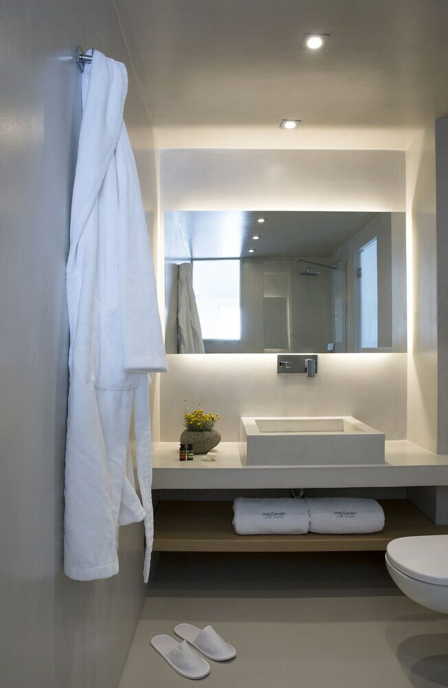 Hotel May Seven Suites - Adults Only
