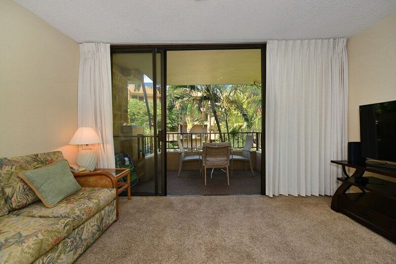 Paki Maui 316 By Redawning