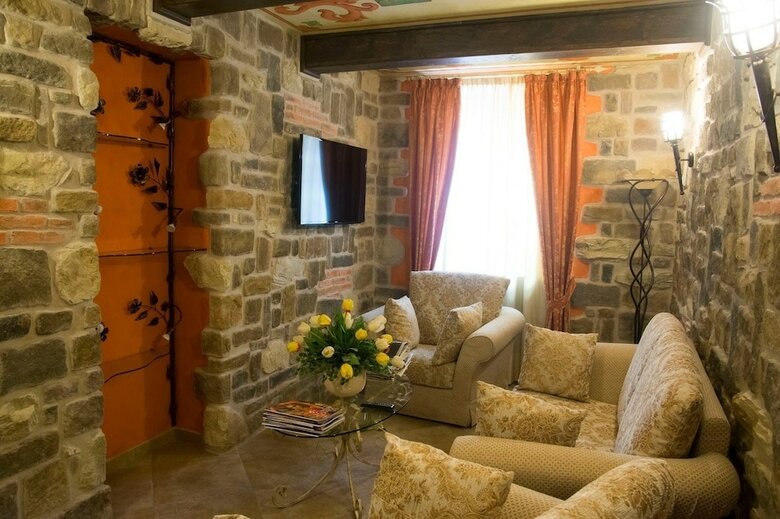 Hotel Al Castello Di Monte Valenza
