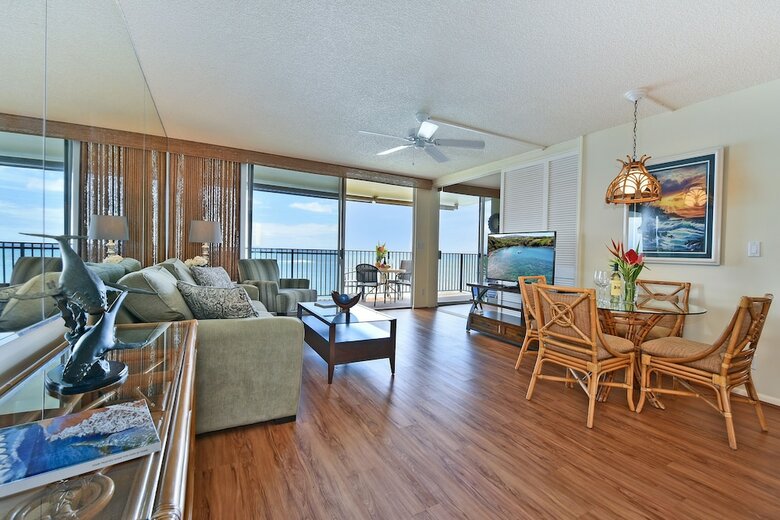 Hololani A204 By Redawning