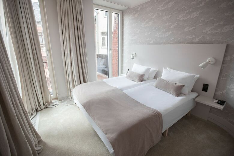 Redstone Boutique Hotel