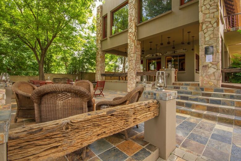 Posada Africlassic River Lodge- Rivonia