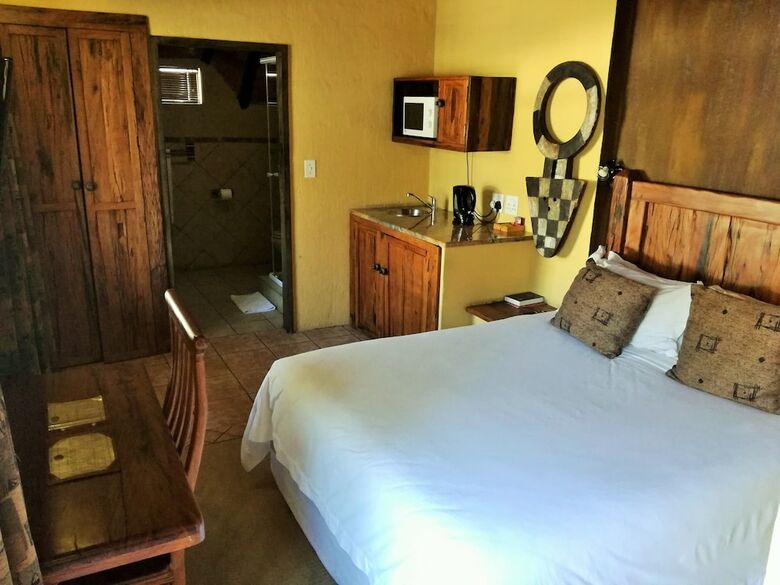 Posada Africlassic River Lodge- Rivonia
