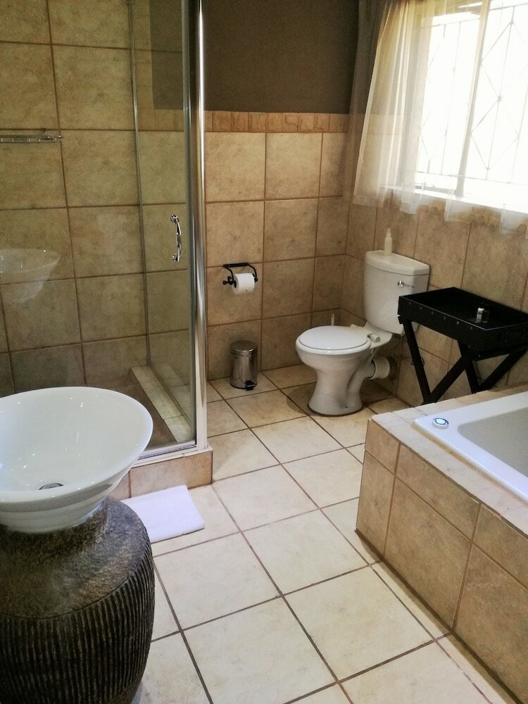 Posada Africlassic River Lodge- Rivonia