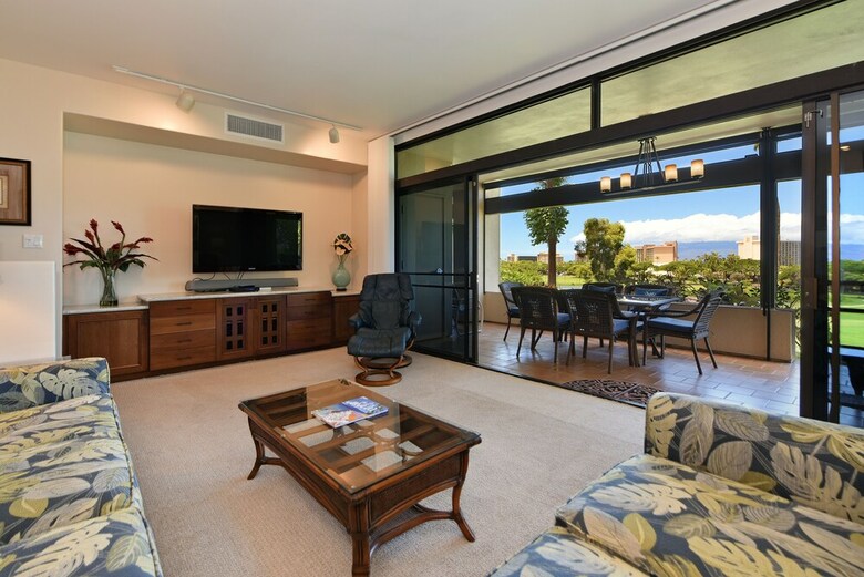Kaanapali Royal N 102 By Redawning