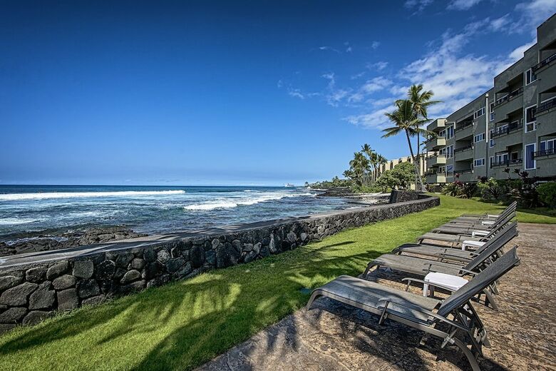 Banyan Tree 200 By Redawning