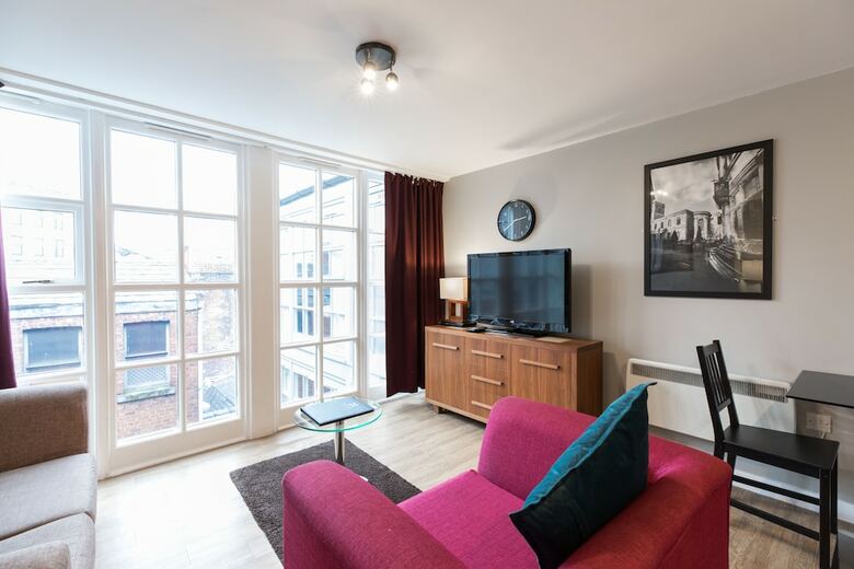 Aparthotel High Street Townhouse
