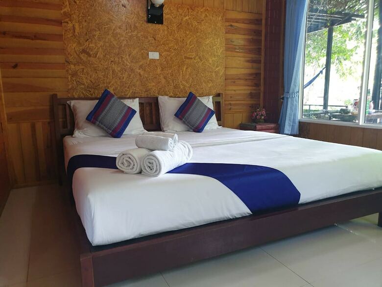 Hotel Baan Suan Hill Resort