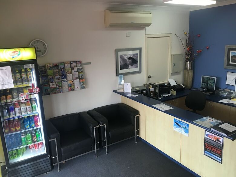 Hostal Dunsborough Inn Backpackers