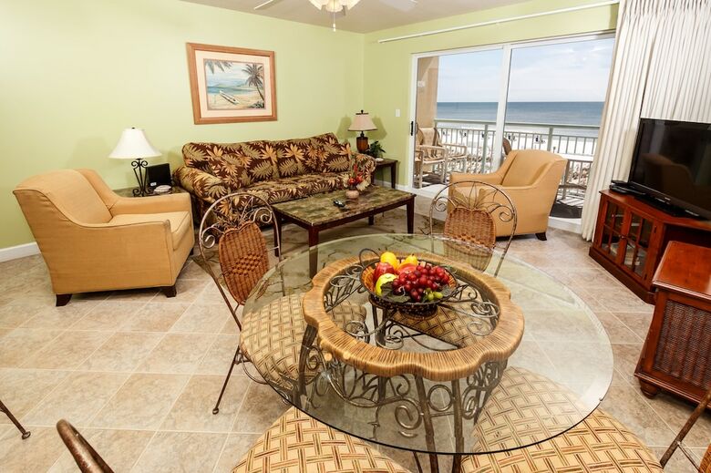 Hotel Pelican Isle