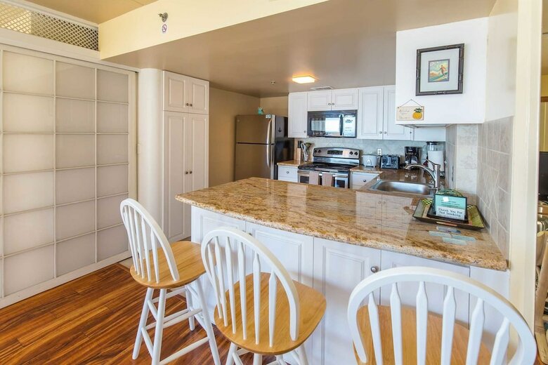 1777 Ala Moana Blvd-4 By Redawning