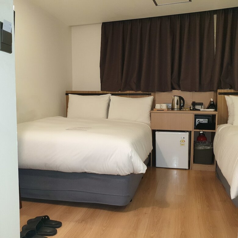 First Stay Hotel Tawny Owl