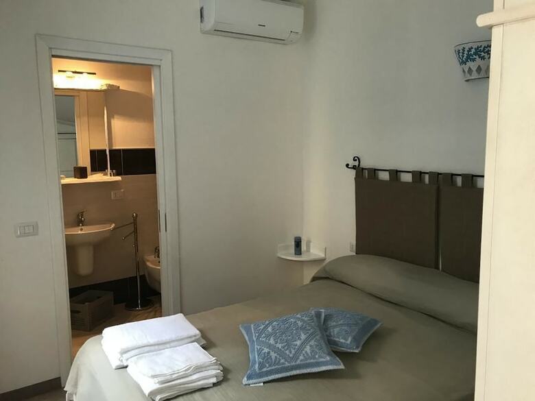 Hotel Affittacamere Rocca Doria