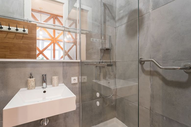 Baixa Modern Three-bedroom Apartment - By Lu Holidays