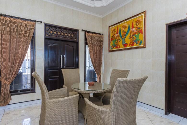 Hotel Denays House