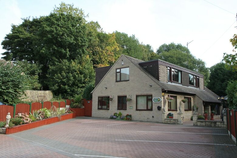 Castle Green Bed And Breakfast