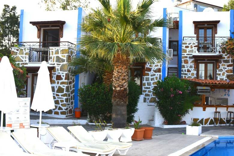 Dasis Hotel & Suites