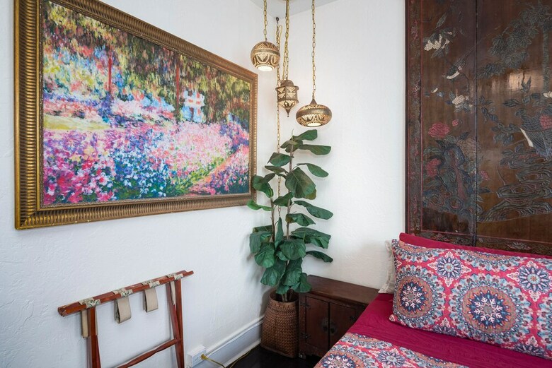 Tropicals Of Palm Beach
