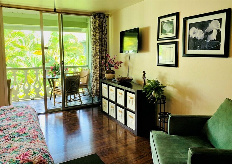Tropicals Of Palm Beach