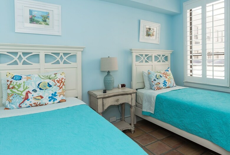 Tropicals Of Palm Beach