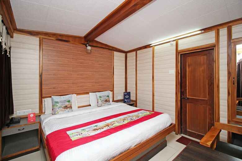 Oyo 4111 Hotel Shivraj