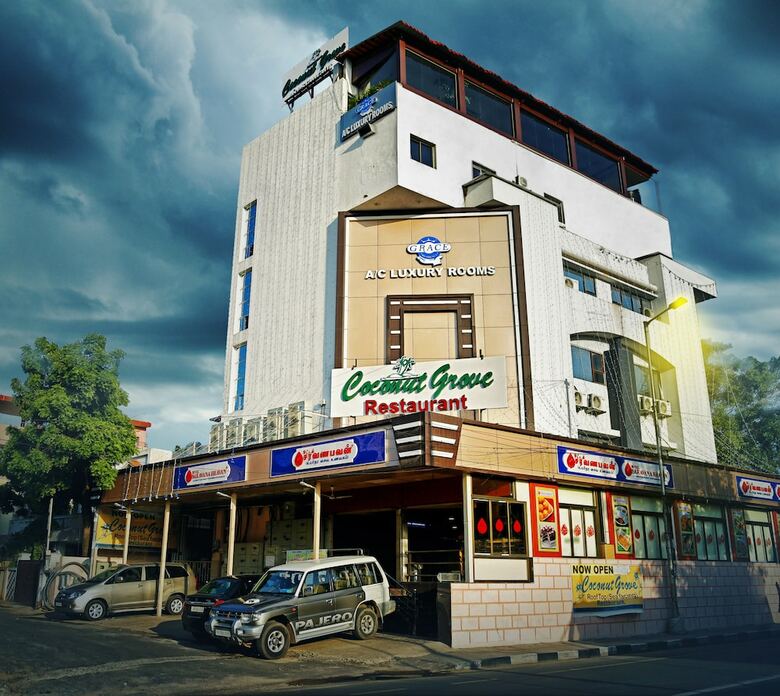 Hotel Grace Residency