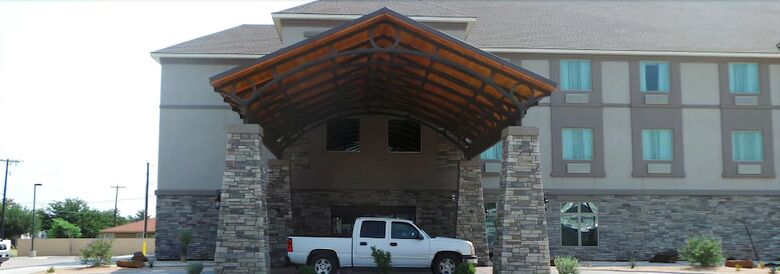 Oakwood Suites Hotel