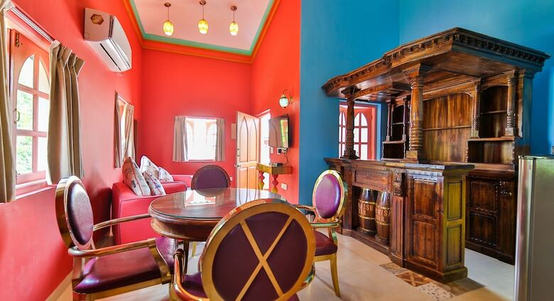 Hotel Amour Resort