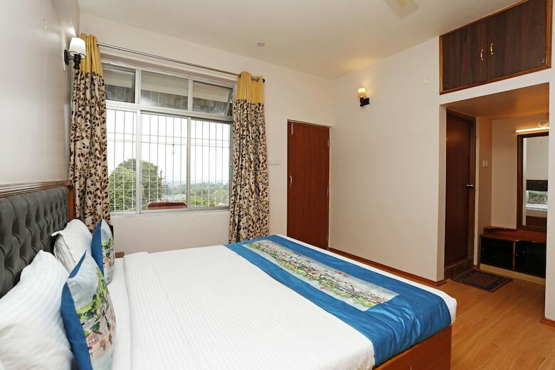Hotel Oyo 8816 Whispering Pines