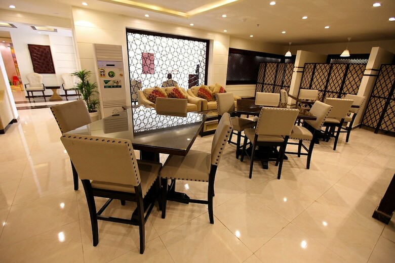 Aparthotel Address Tower Hotel