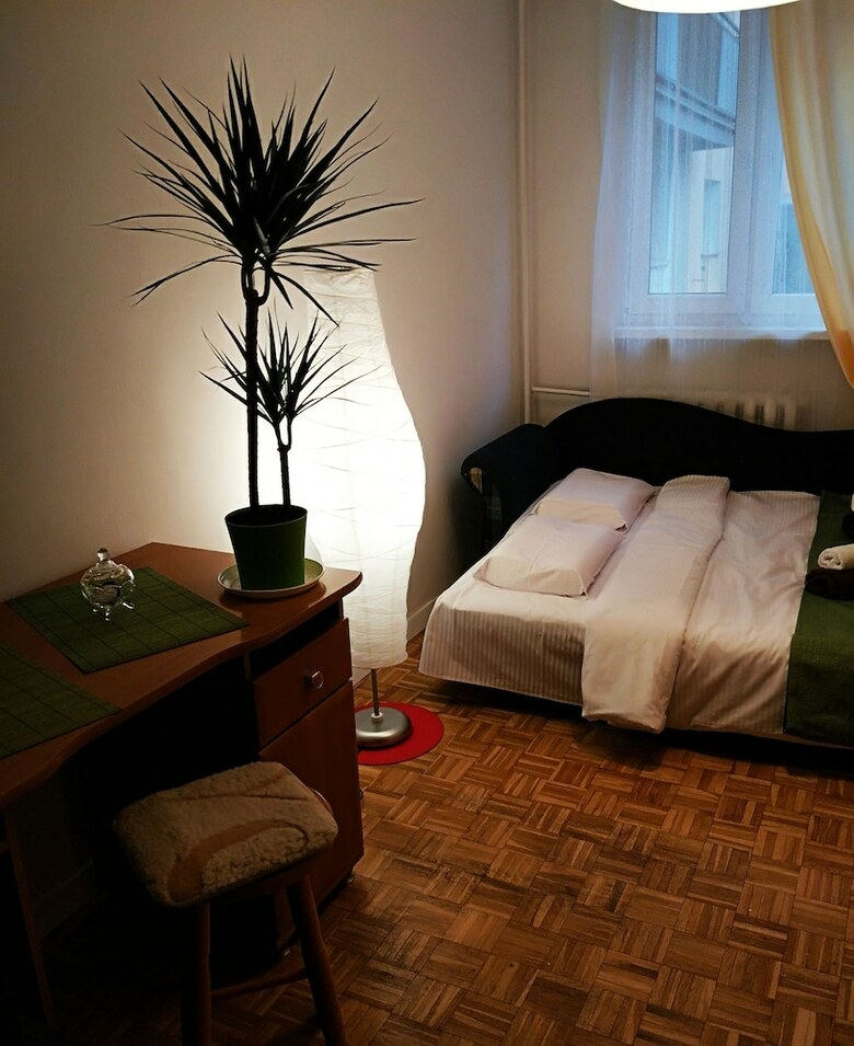 Bed & Breakfast Sweet Emotion