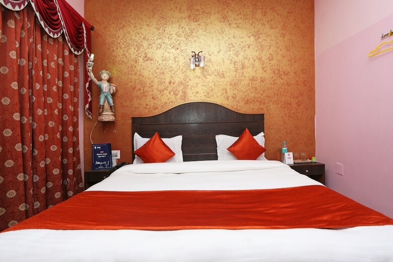 Oyo 6077 Hotel Ashraya