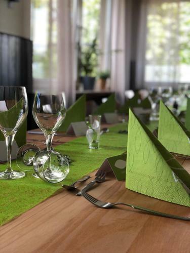 Hostal Landgasthof Bergische Rh�n